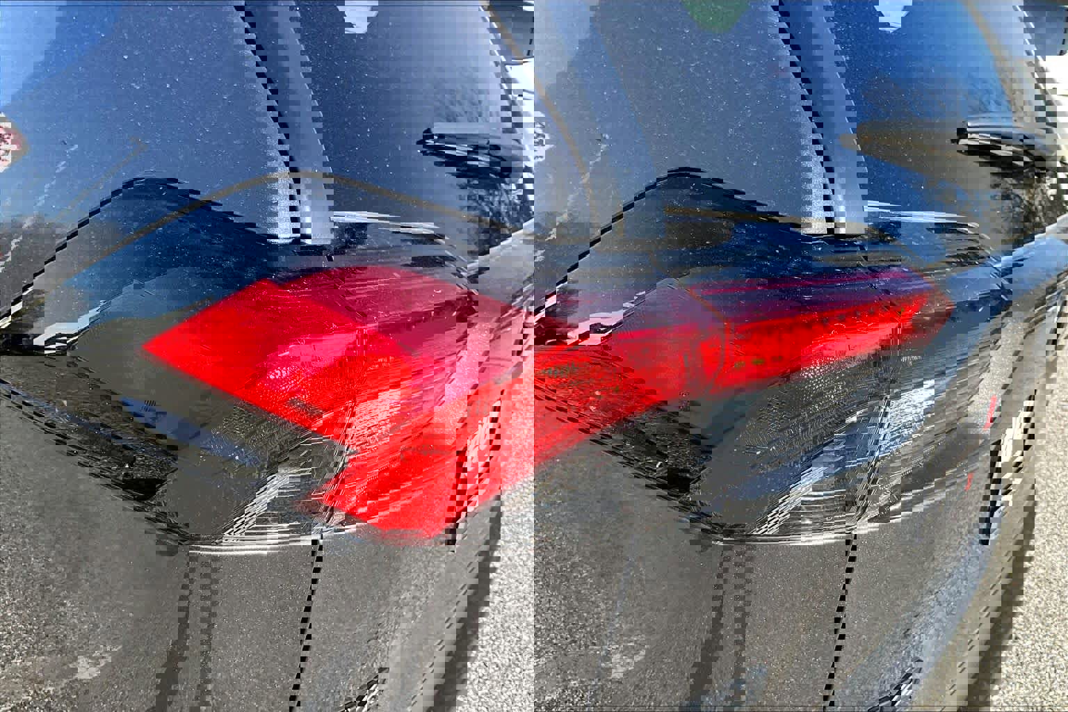 Used 2023 Toyota RAV4 XLE image 28