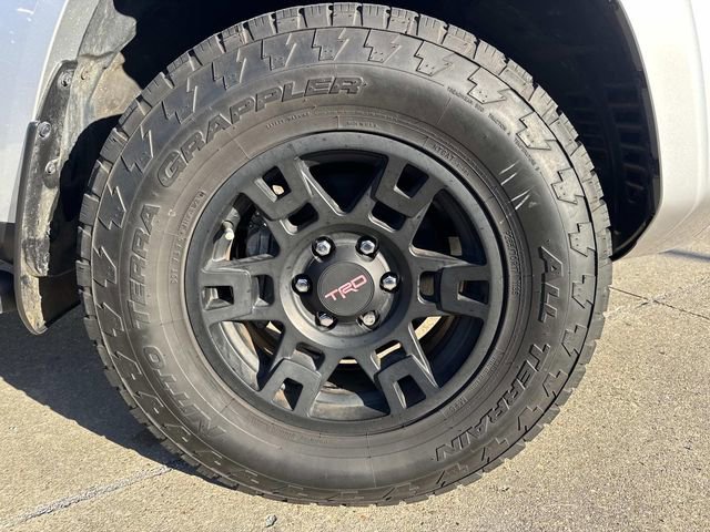 Used 2022 Toyota 4Runner SR5 Premium w/ Moonroof Package image 7