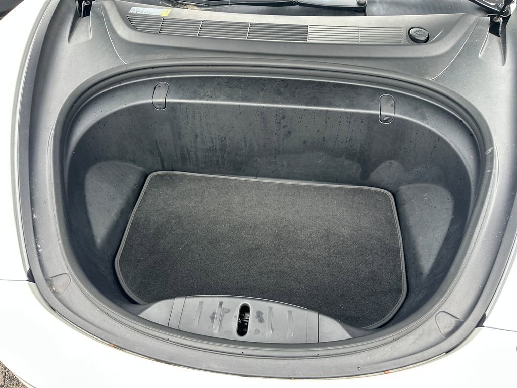 Used 2018 Tesla Model 3 Long Range image 21