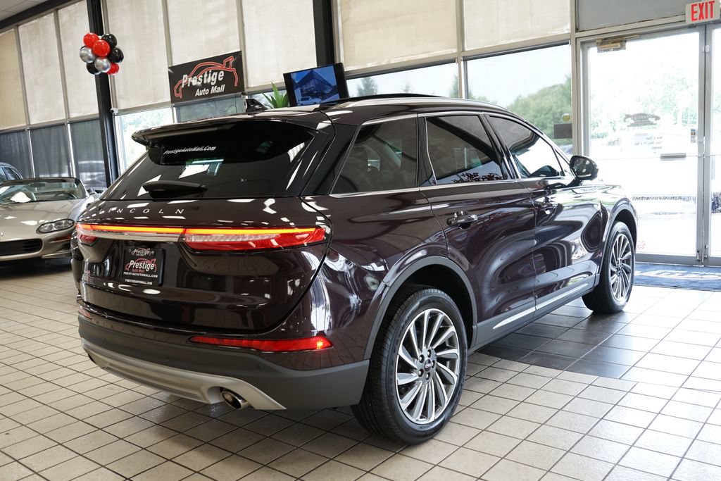 Used 2023 Lincoln Corsair Reserve w/ Equipment Group 201A AWD/4WD image 16