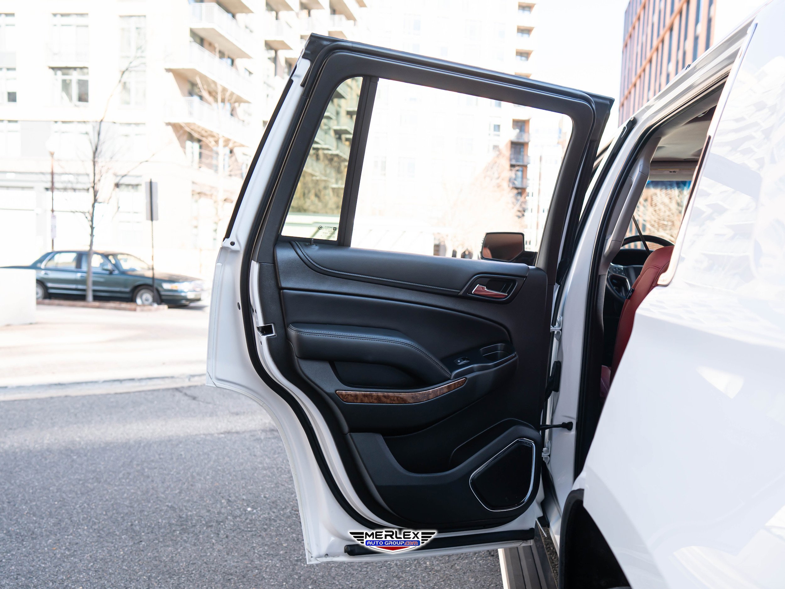 Used 2019 Chevrolet Tahoe Premier w/ Premier Plus Edition image 46