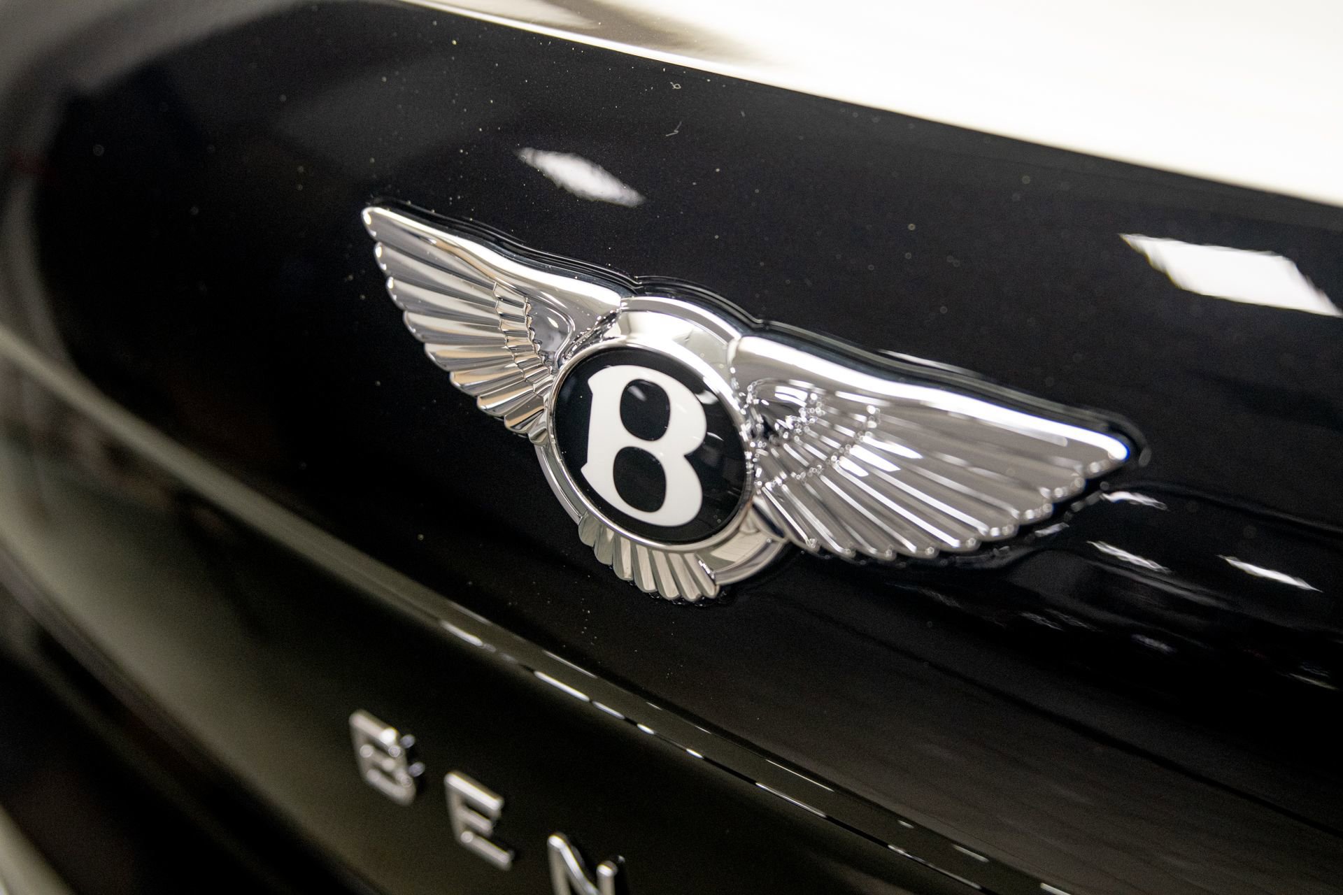 New 2026 Bentley Flying Spur Plug-In Hybrid image 36