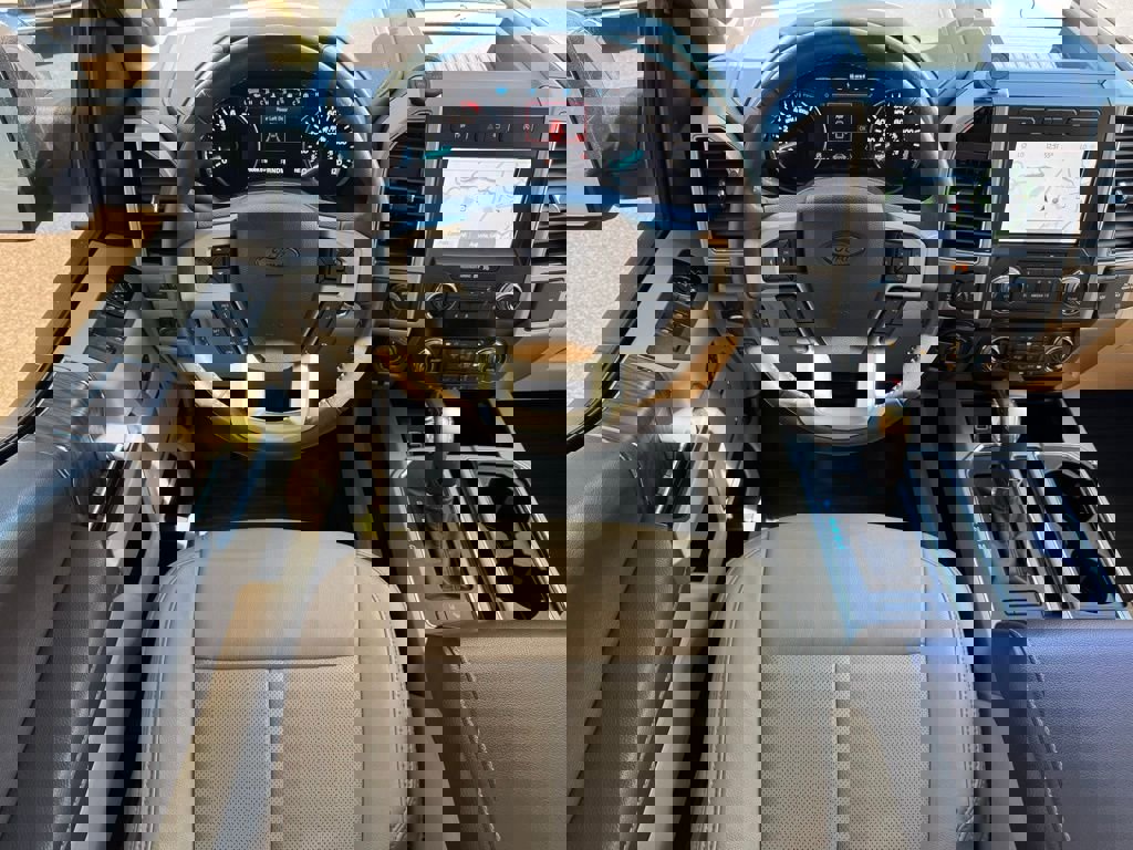 Used 2020 Ford F150 Lariat w/ Equipment Group 502A Luxury image 18