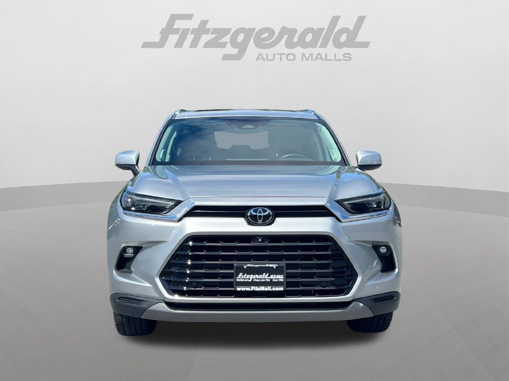 Used 2024 Toyota Grand Highlander AWD image 6