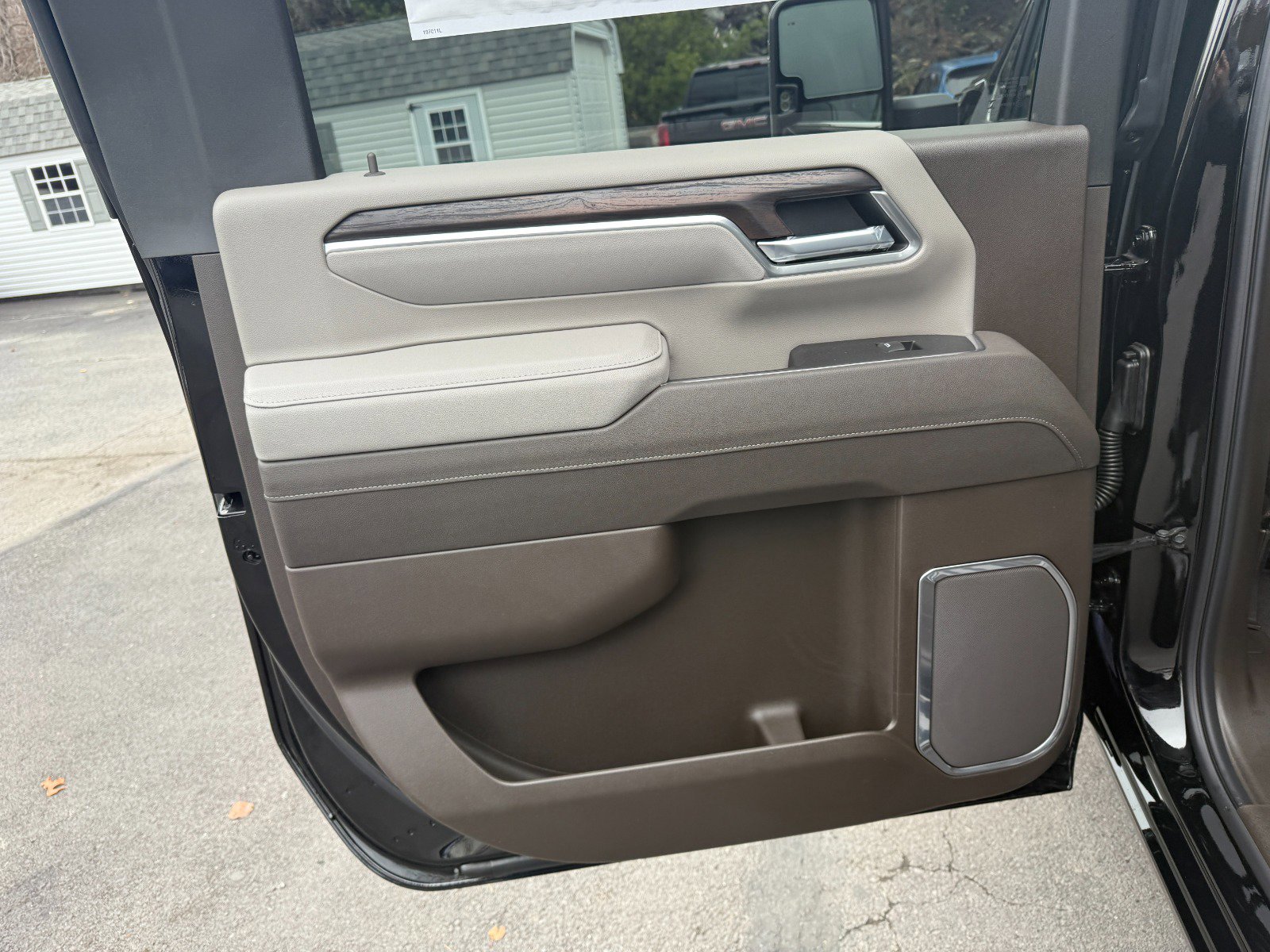 New 2026 GMC Sierra 2500 SLT w/ Max Trailering Package image 17