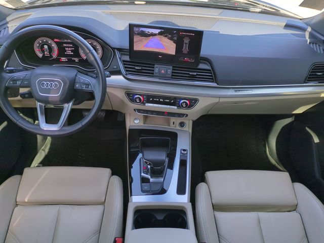 Used 2025 Audi Q5 2.0T Premium image 16