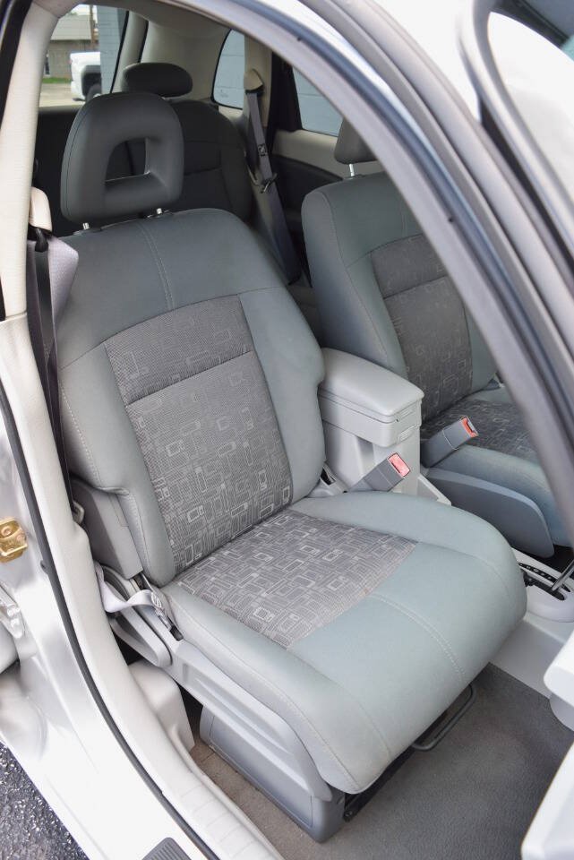 Used 2006 Chrysler PT Cruiser Touring FWD image 29