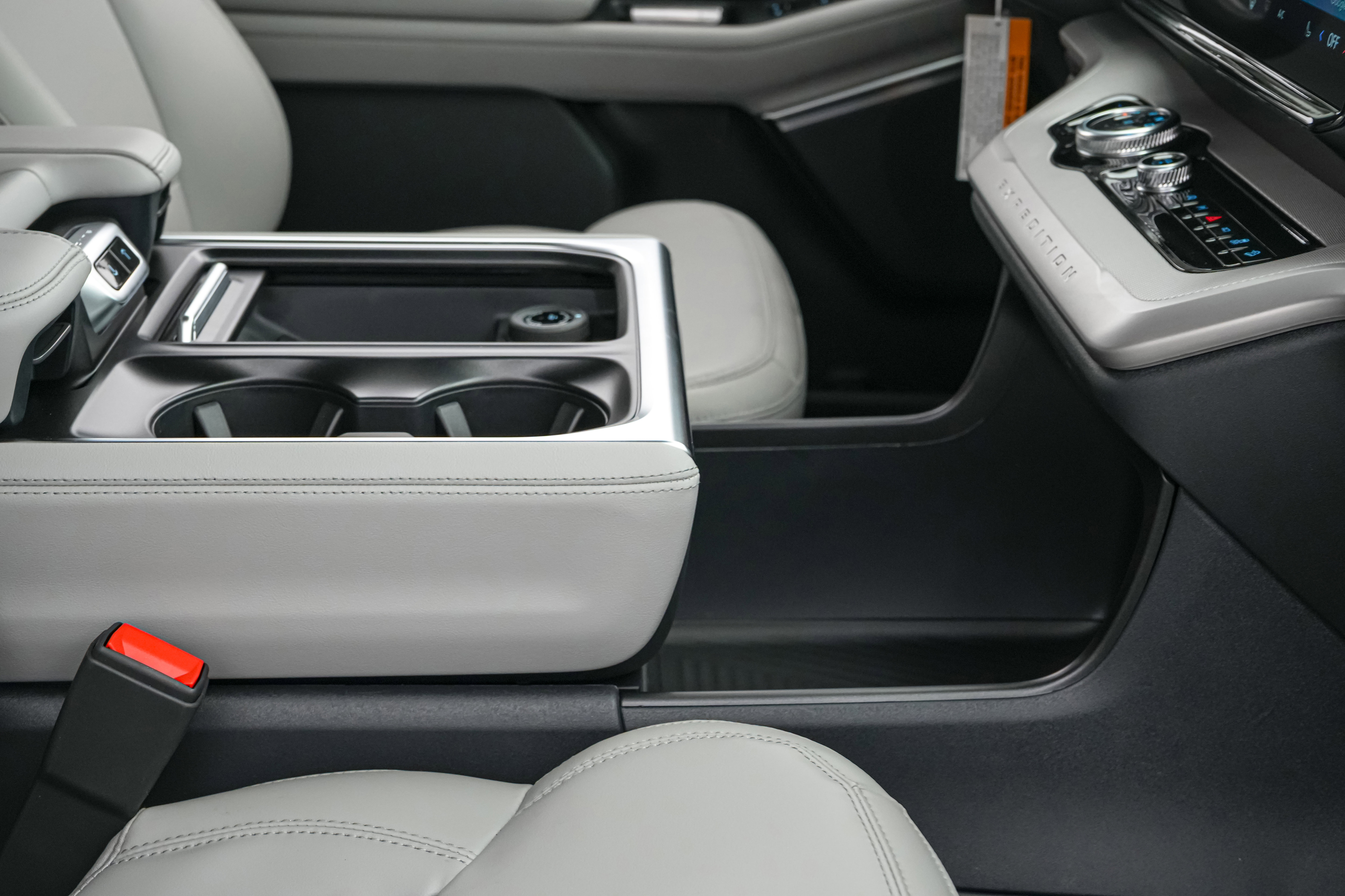 New 2026 Ford Expedition Max Active AWD/4WD image 33