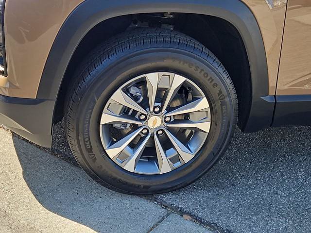 New 2027 Chevrolet Equinox LT w/ Safety and Technology Package FWD image 33