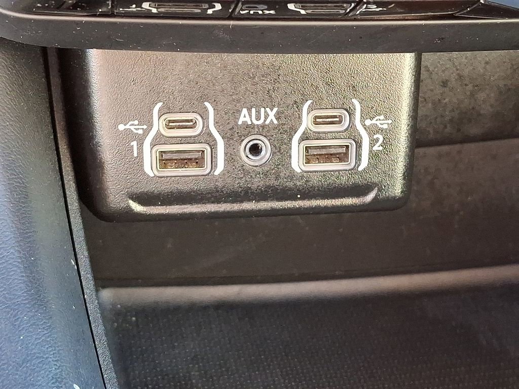 Used 2023 Dodge Durango GT image 27