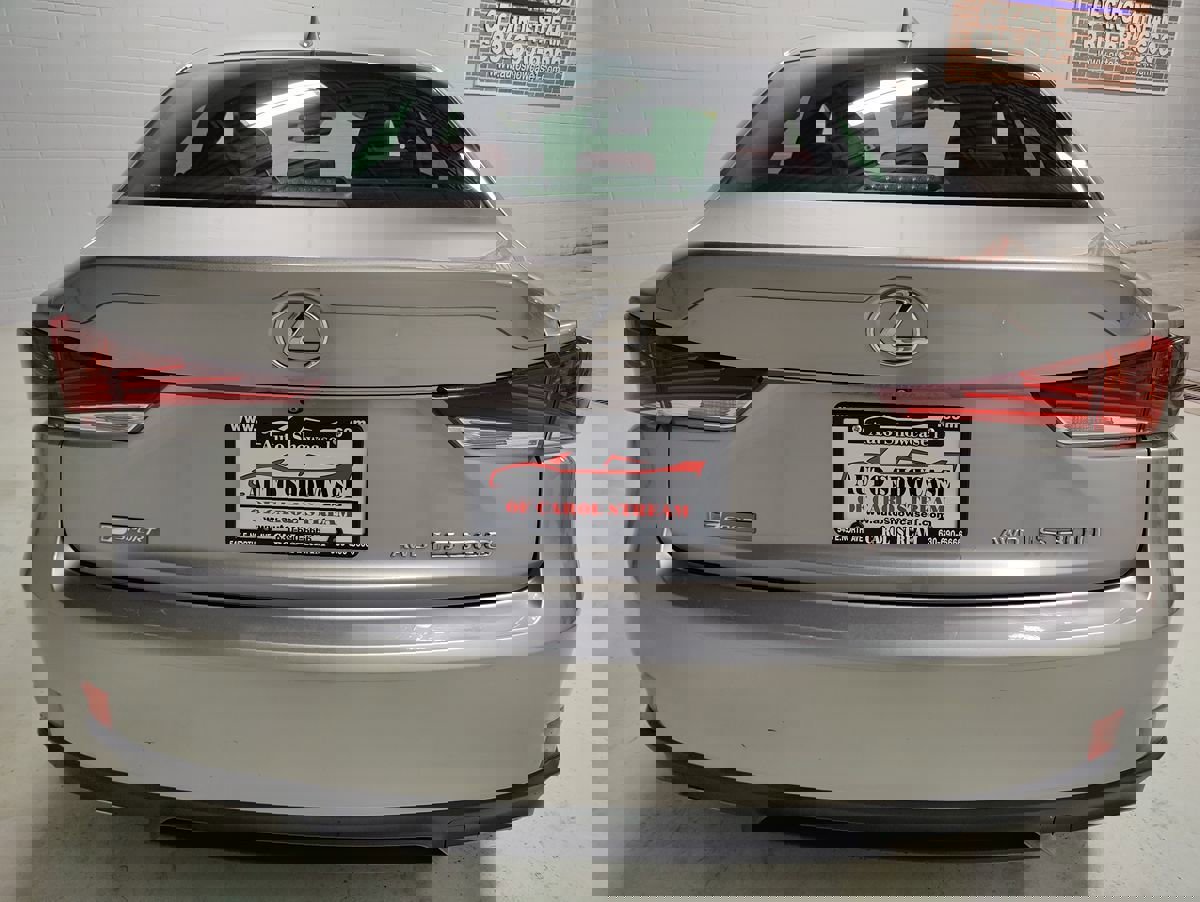 Used 2019 Lexus IS 300 F Sport w/ F Sport Package image 8