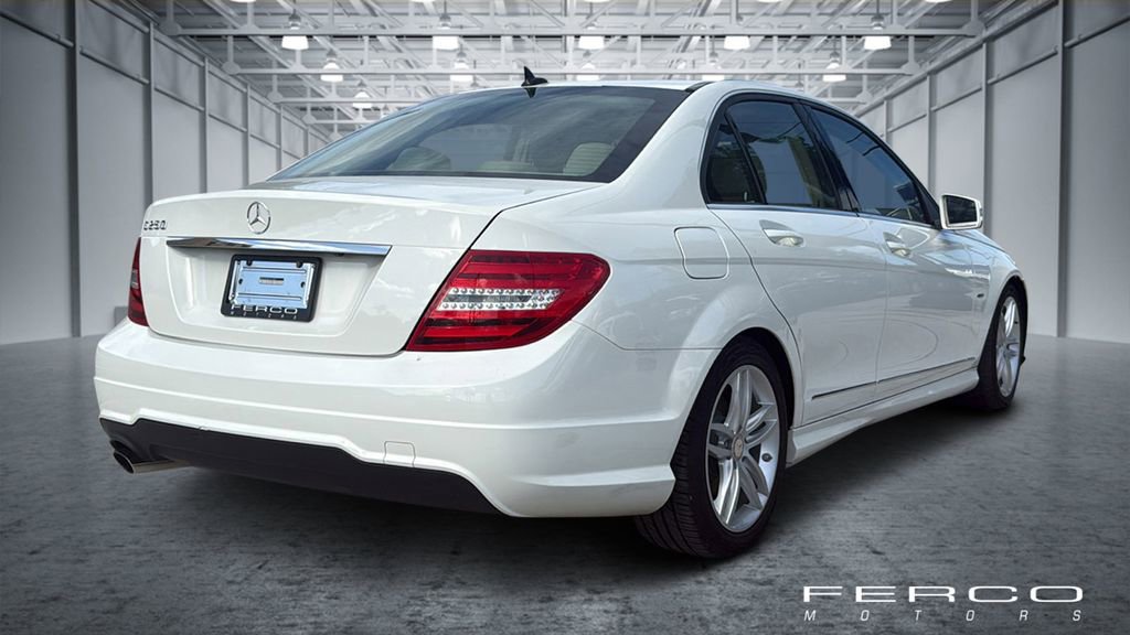 Used 2012 Mercedes-Benz C 250 Sedan image 5