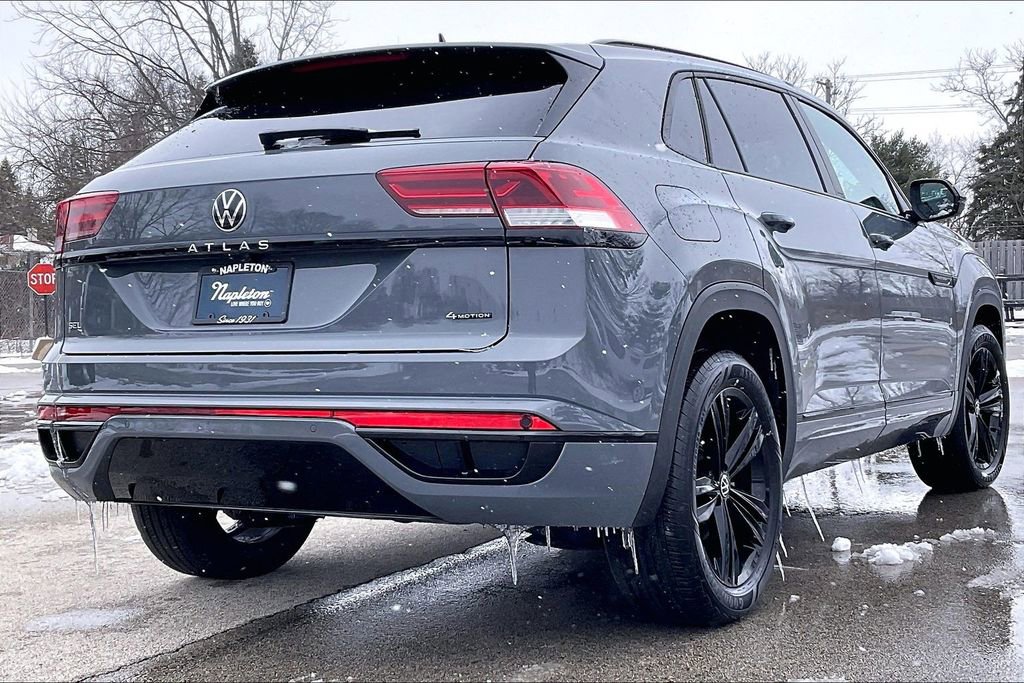 Used 2023 Volkswagen Atlas Cross Sport SEL R-Line image 13