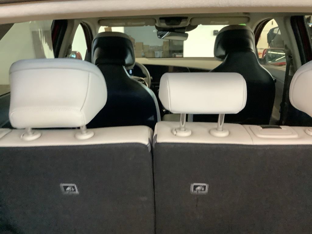 Certified 2025 Kia Niro EX image 20