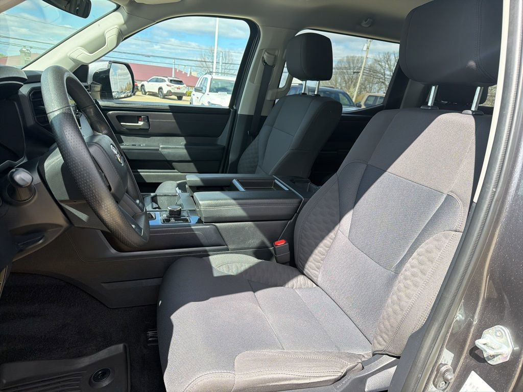 Used 2024 Toyota Tundra SR5 w/ SR5 Convenience Package AWD/4WD image 9