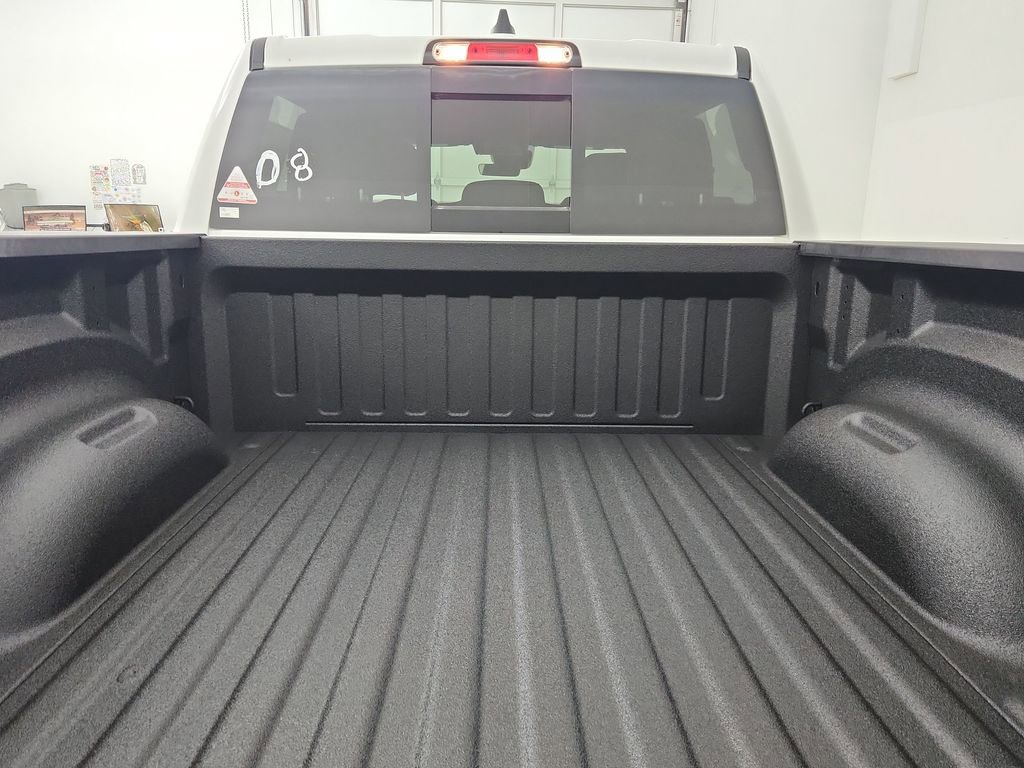 New 2026 RAM 1500 Express AWD/4WD image 29