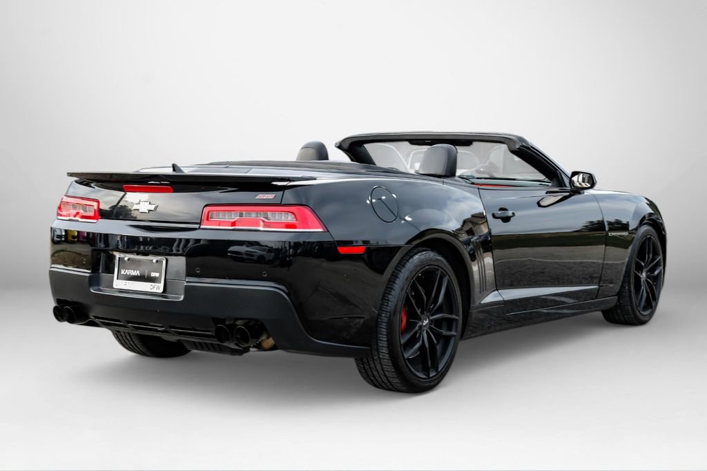 Used 2015 Chevrolet Camaro SS w/ RS Package RWD image 10