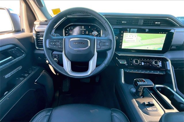 Used 2024 GMC Sierra 1500 Denali w/ Technology Package image 9