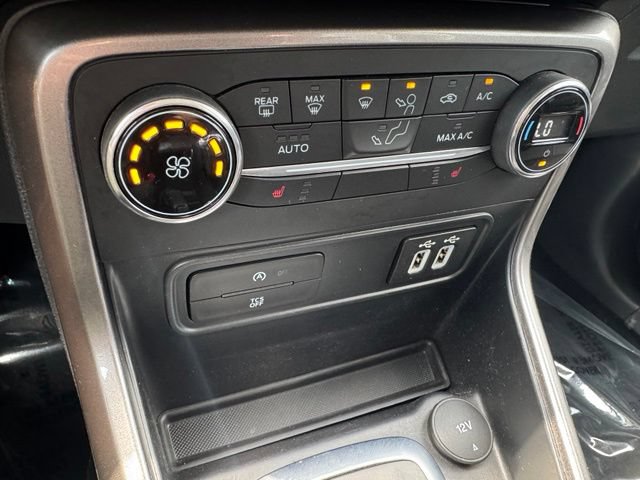 Used 2019 Ford EcoSport SE w/ SE Convenience Package AWD/4WD image 19