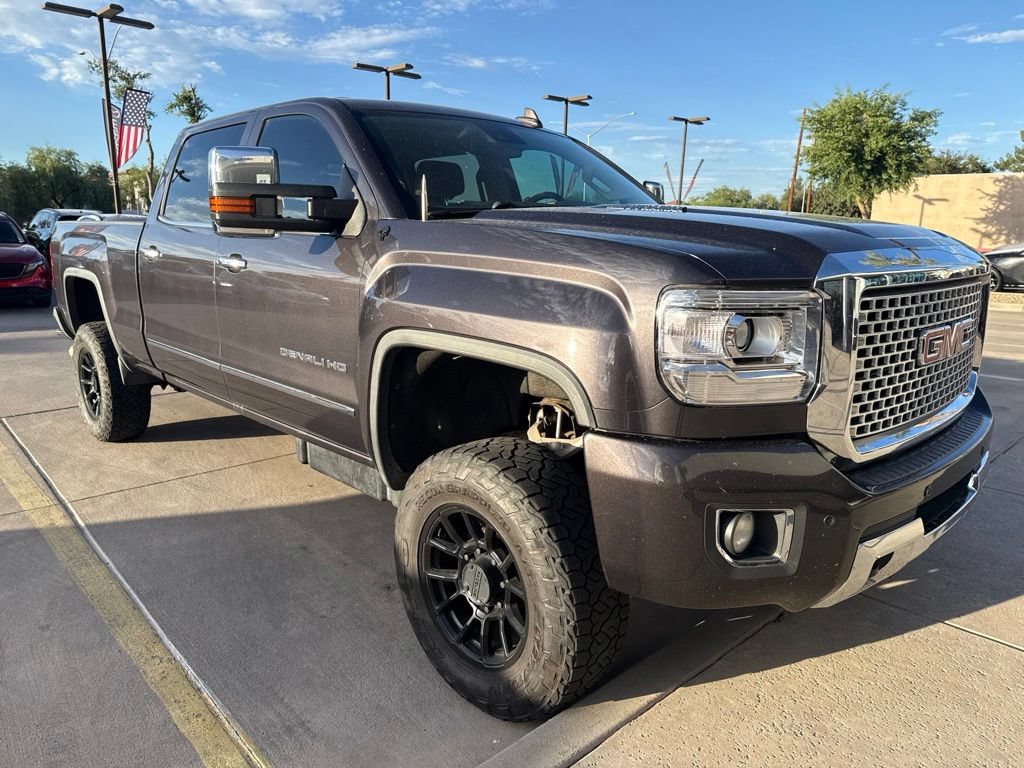 Used 2015 GMC Sierra 2500 Denali w/ Duramax Plus Package AWD/4WD image 3