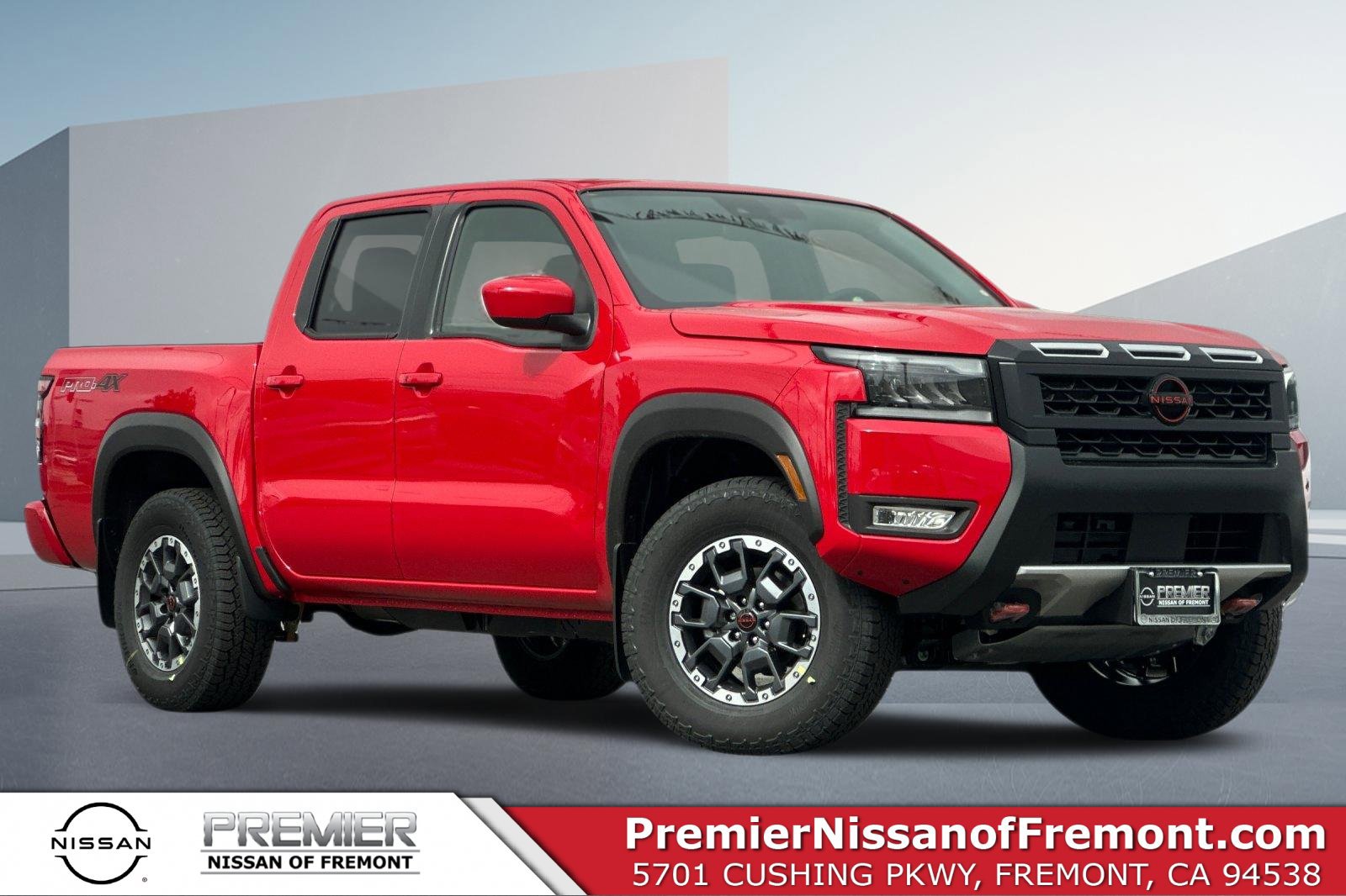 New 2026 Nissan Frontier PRO-4X w/ Tow Package