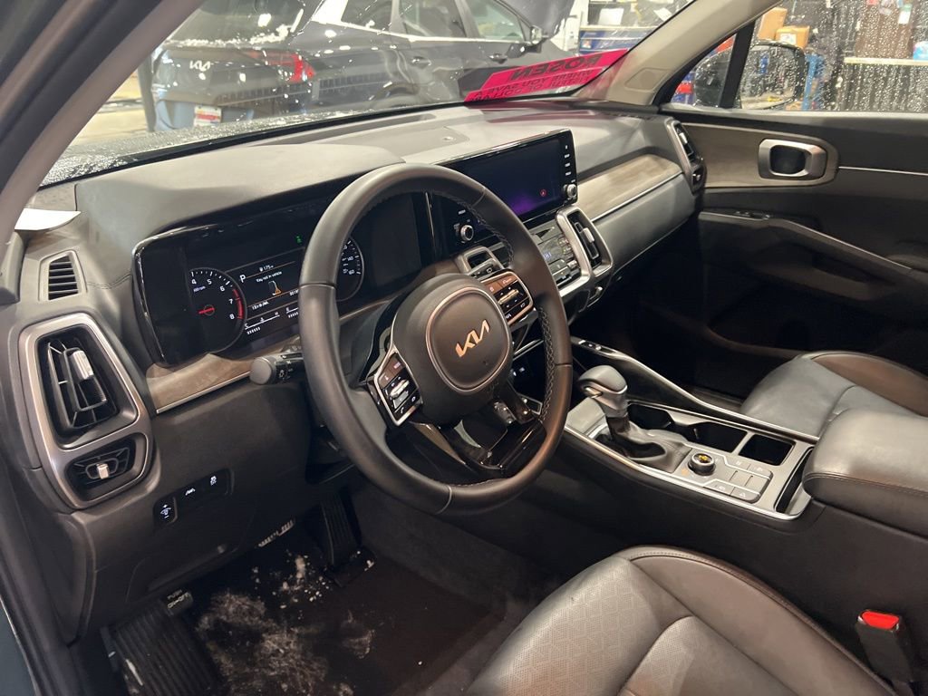 Certified 2023 Kia Sorento S image 6
