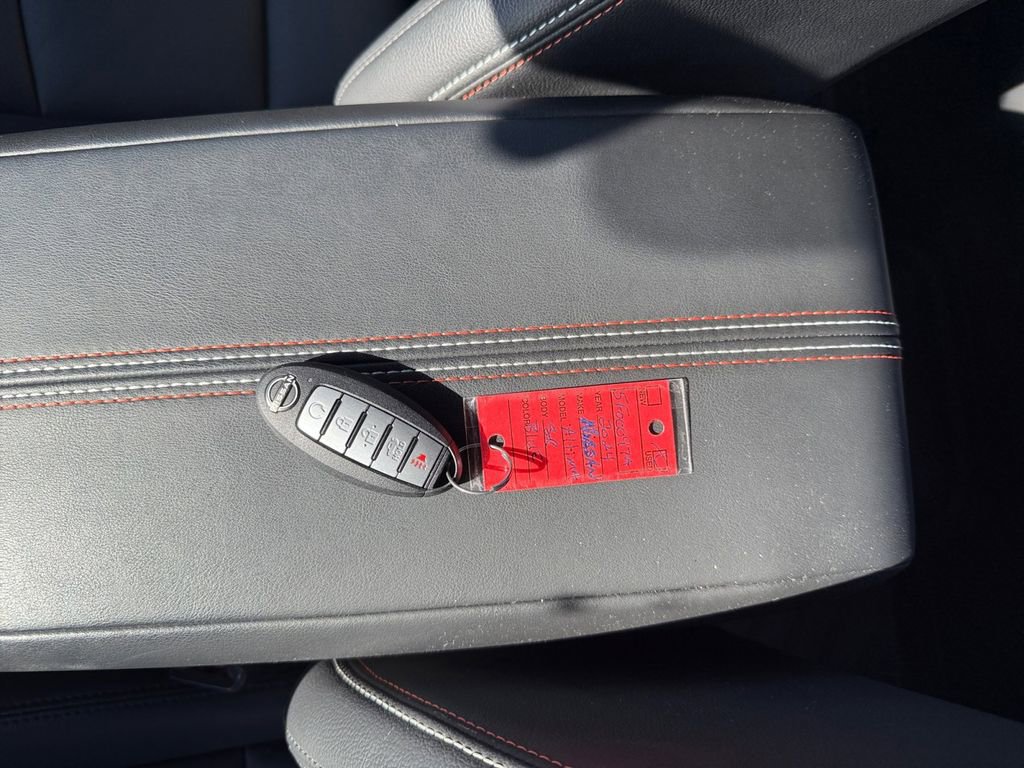 Used 2024 Nissan Altima 2.5 SR w/ SR Premium Package image 32