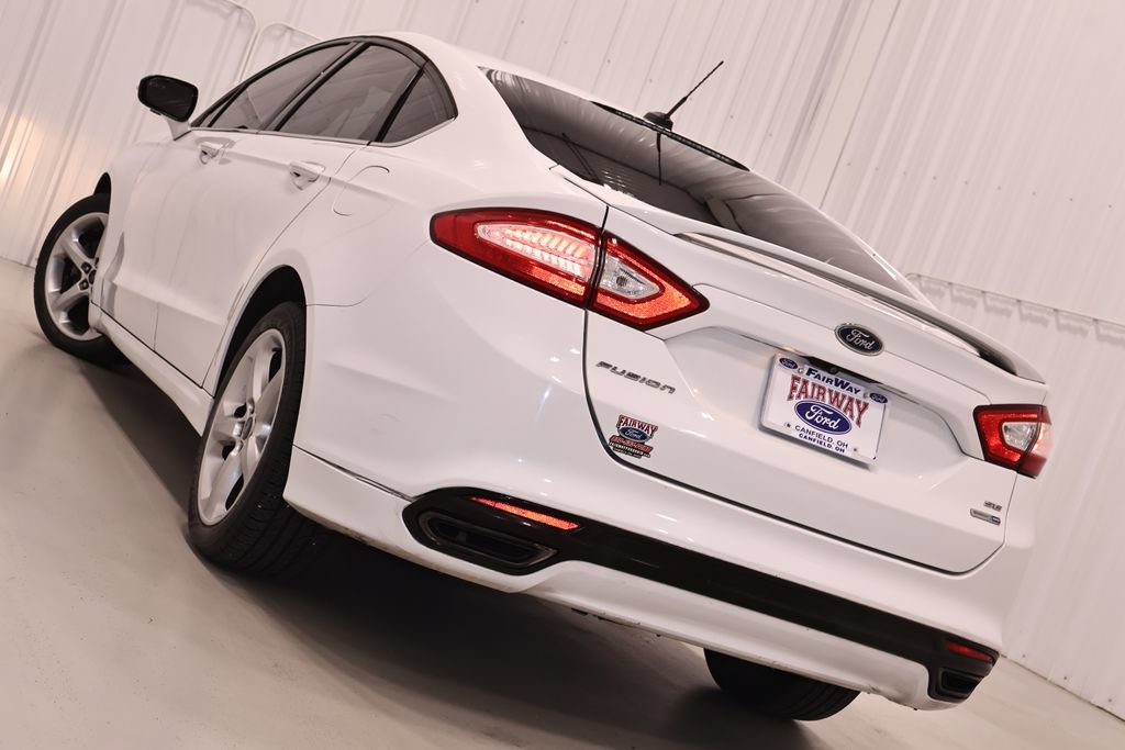 Used 2016 Ford Fusion SE w/ Equipment Group 201A AWD/4WD image 24