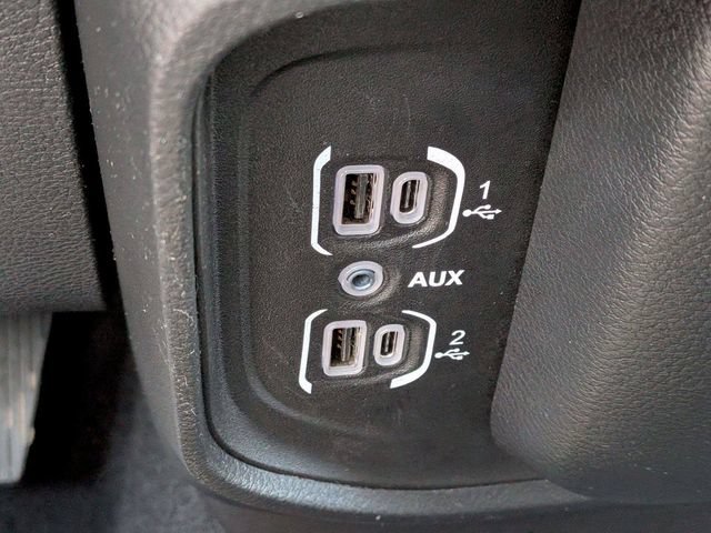 Used 2025 RAM 1500 Laramie AWD/4WD image 23