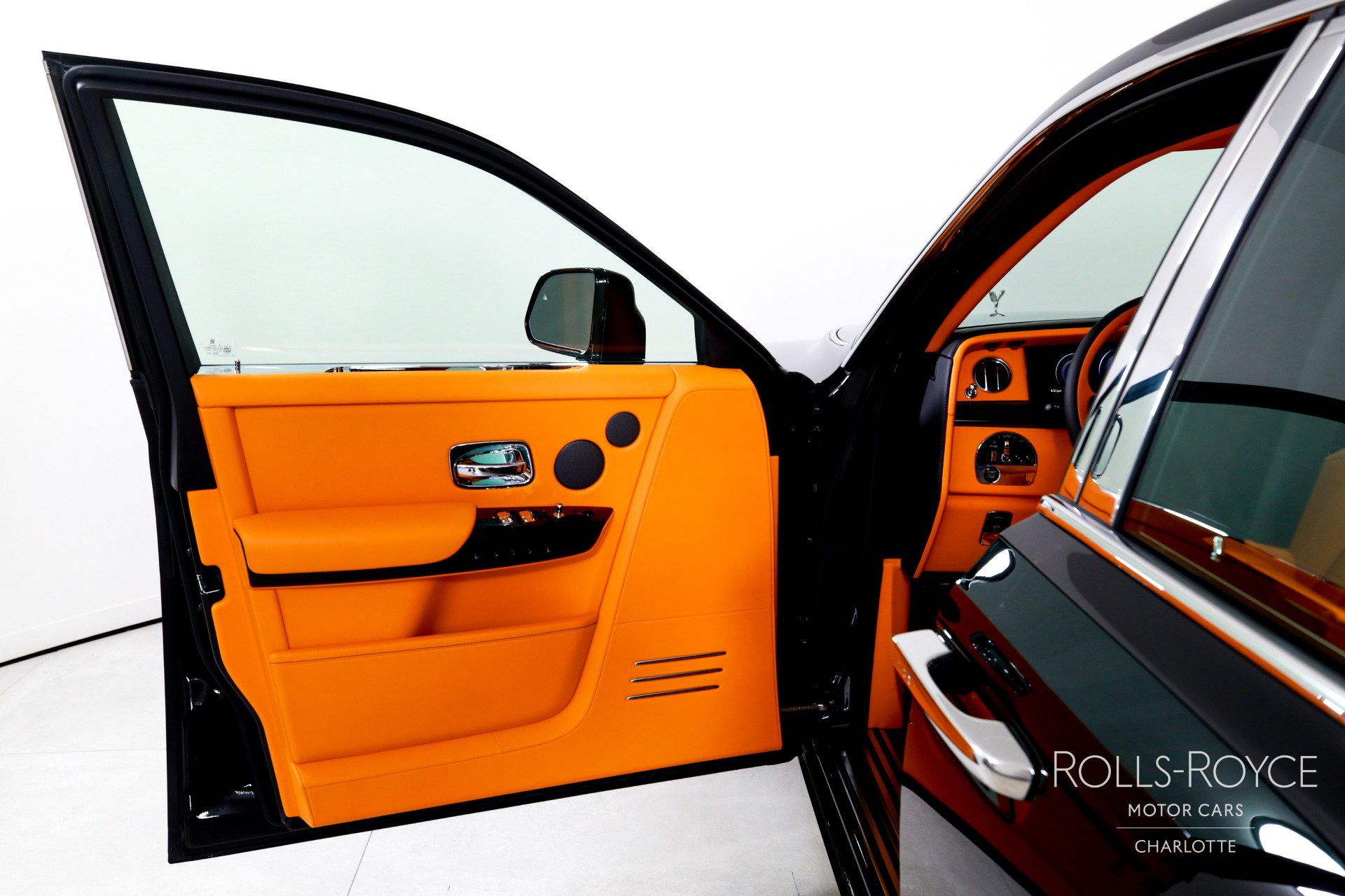 New 2026 Rolls-Royce Phantom Sedan image 11