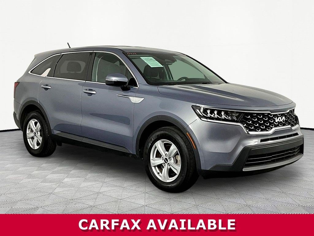 Used 2023 Kia Sorento LX FWD image 3