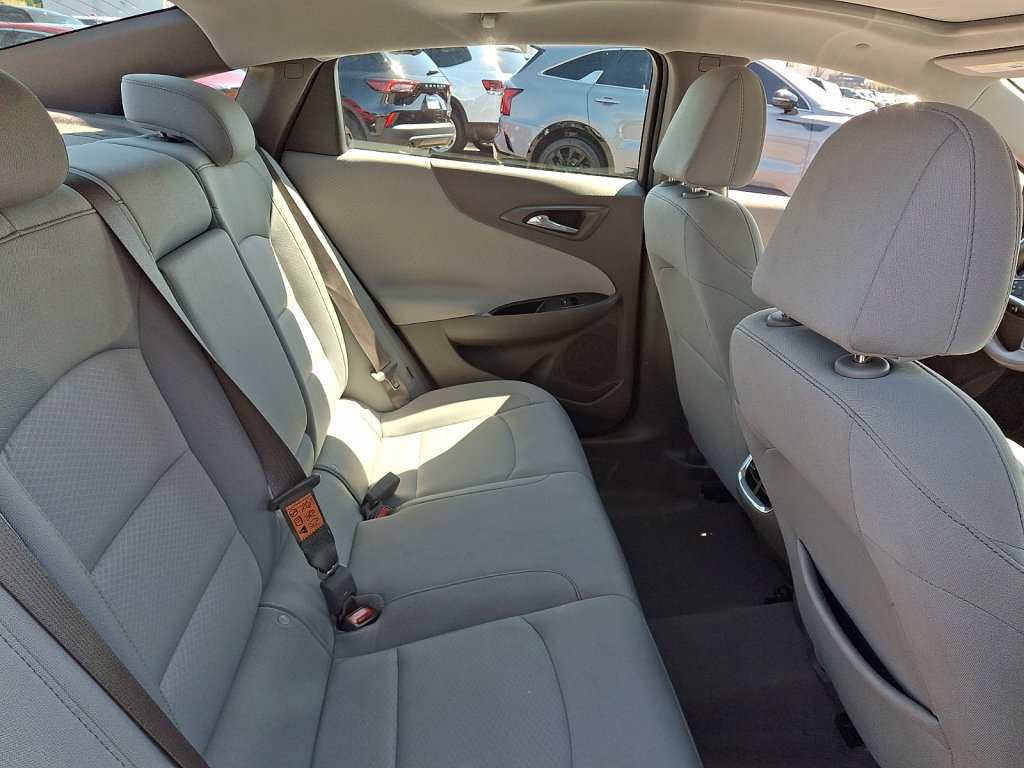 Used 2024 Chevrolet Malibu LT image 15