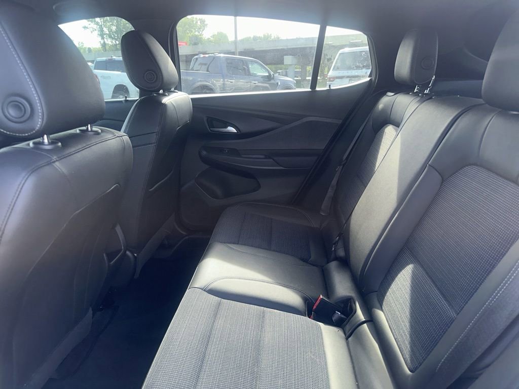 Used 2025 Buick Envista Preferred image 15