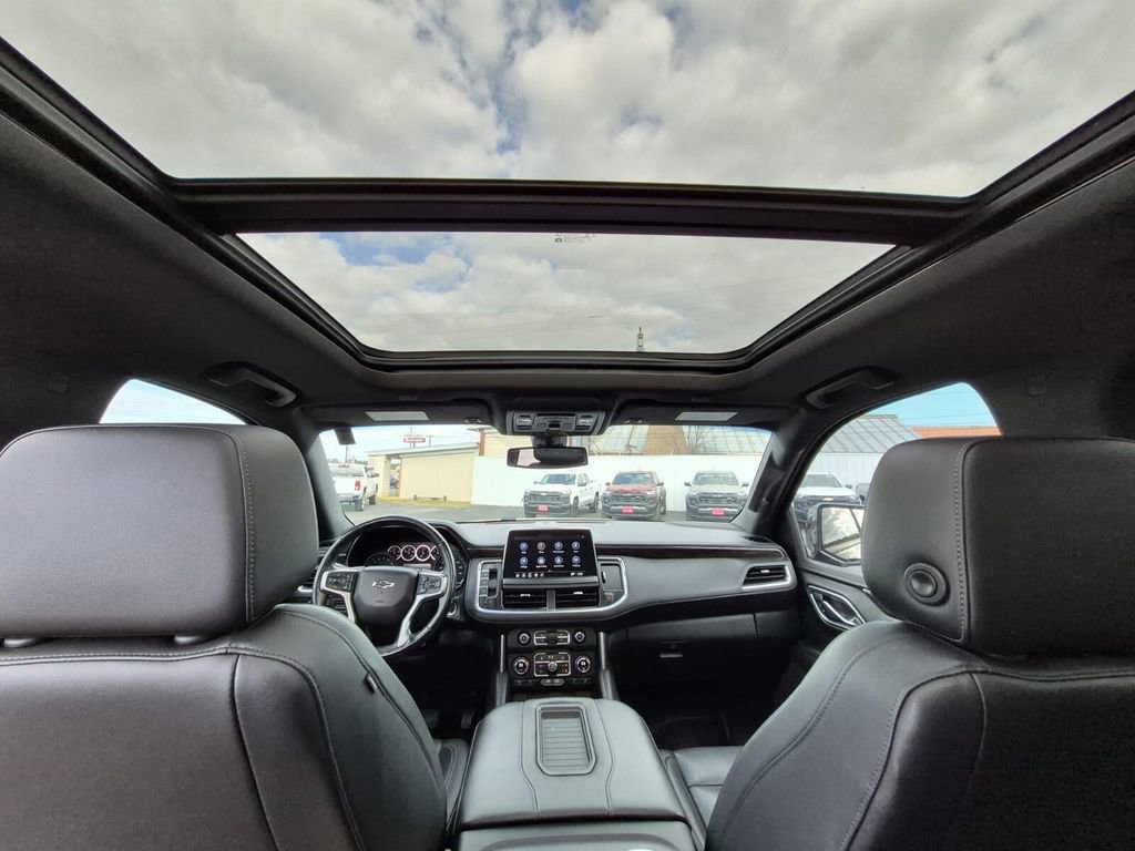 Used 2021 Chevrolet Suburban Z71 w/ Z71 Signature Package image 43