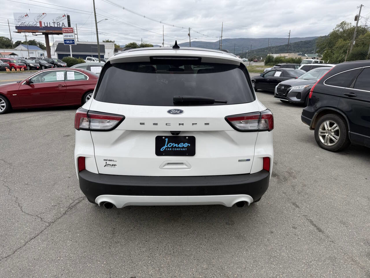 Used 2020 Ford Escape SEL image 8