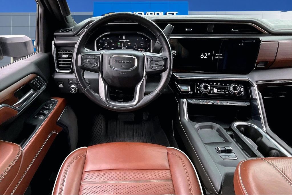 Used 2024 GMC Sierra 3500 Denali Ultimate image 9