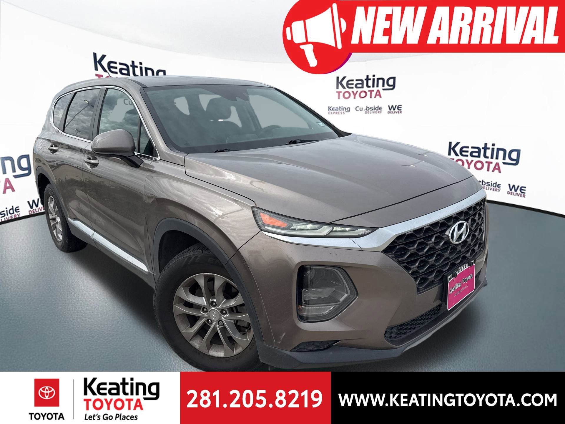 Used 2019 Hyundai Santa Fe SE image 1