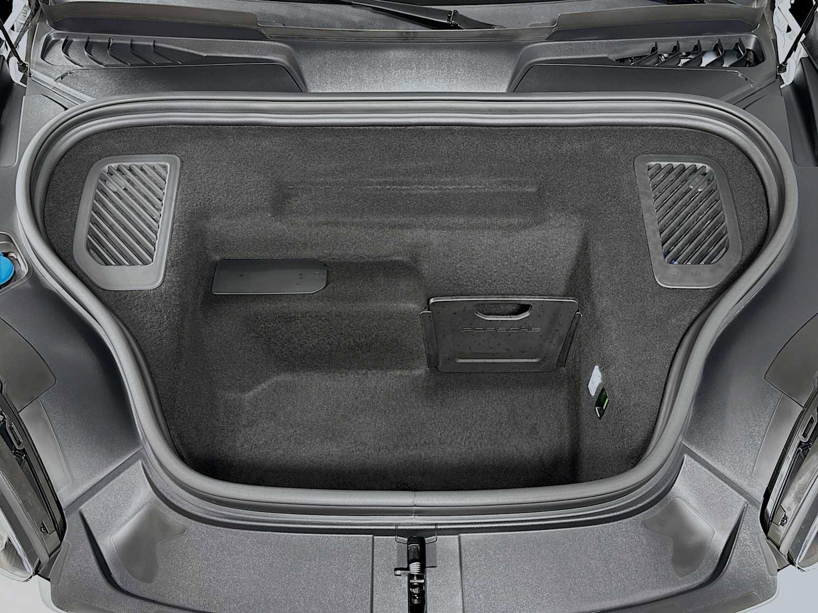 Certified 2025 Porsche Macan 4S Electric image 30