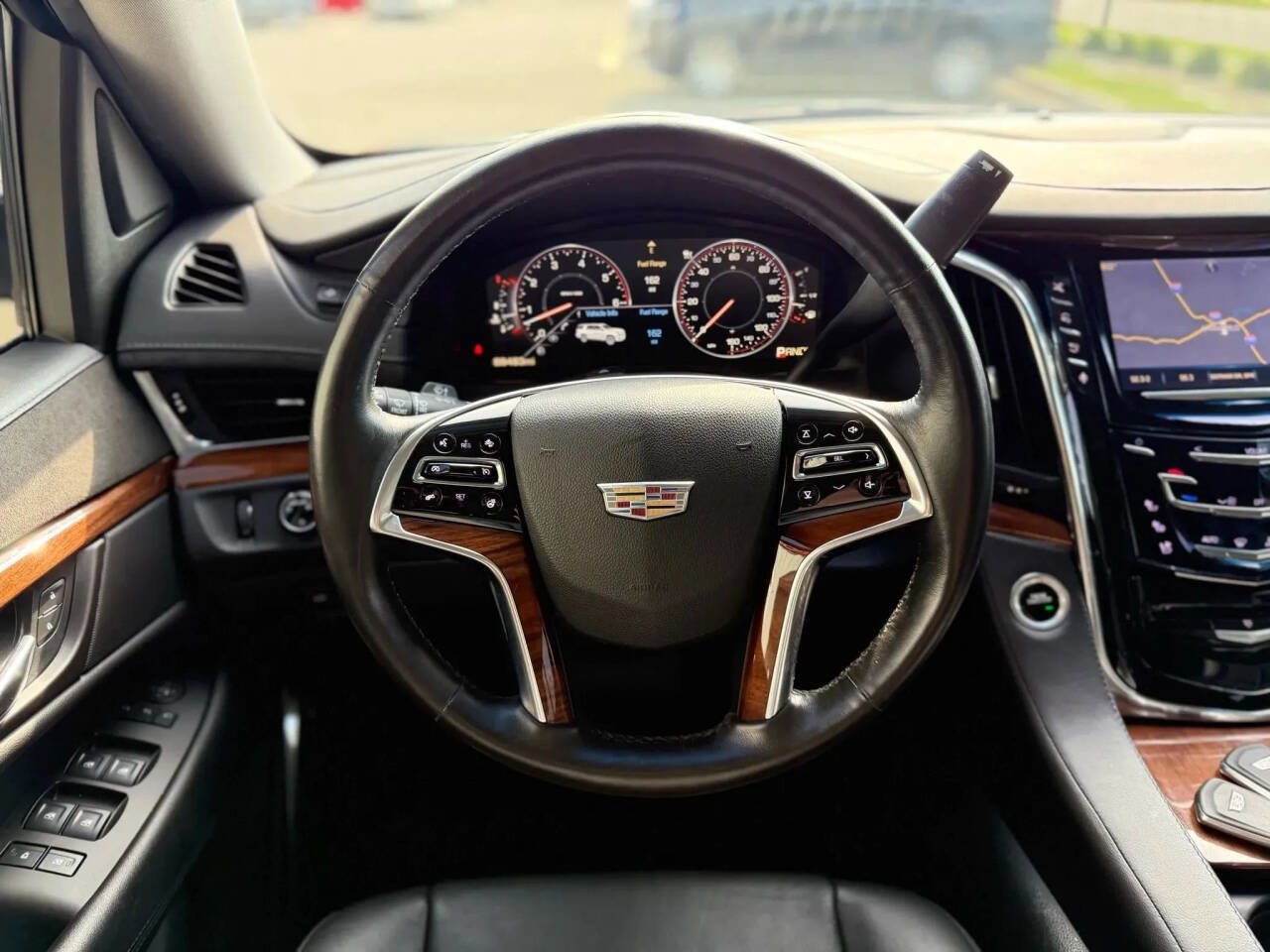 Used 2015 Cadillac Escalade ESV Premium AWD/4WD image 19