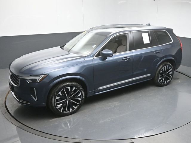 Used 2025 Volvo XC90 B5 Plus w/ Protection Package image 45