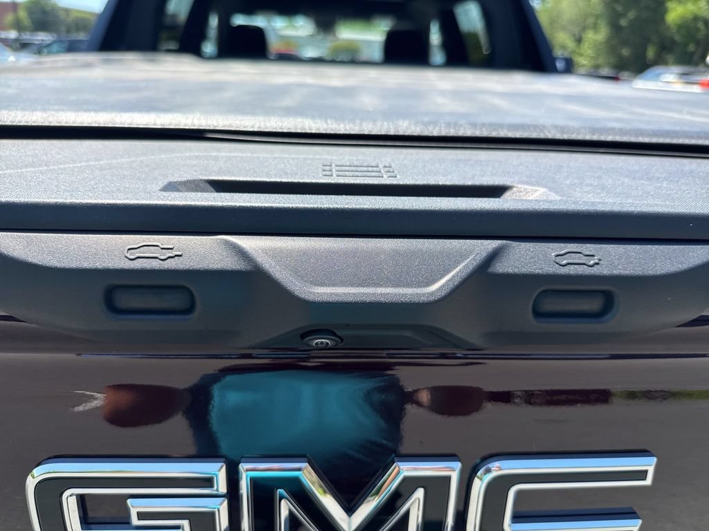Used 2025 GMC Sierra EV Denali AWD/4WD image 56