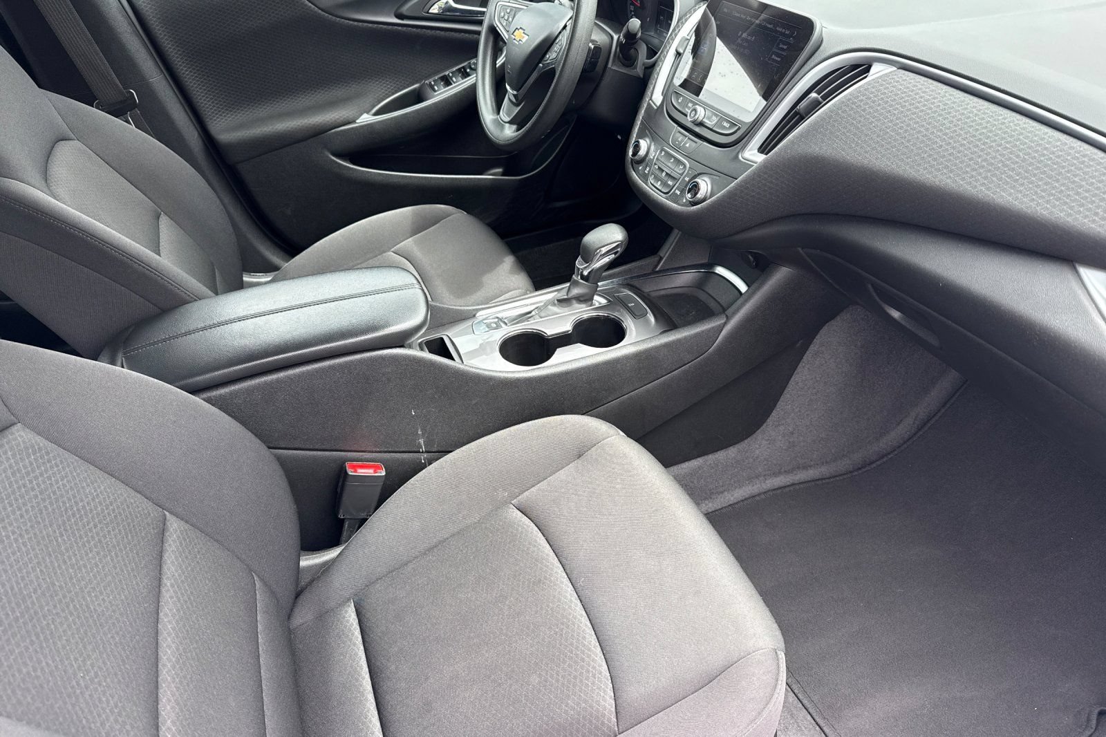 Used 2023 Chevrolet Malibu LT FWD image 22
