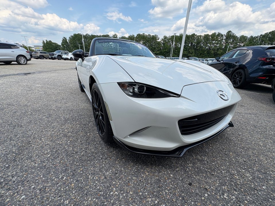 Certified 2023 MAZDA MX-5 Miata Club w/ Brembo/BBS Recaro Package RWD image 24