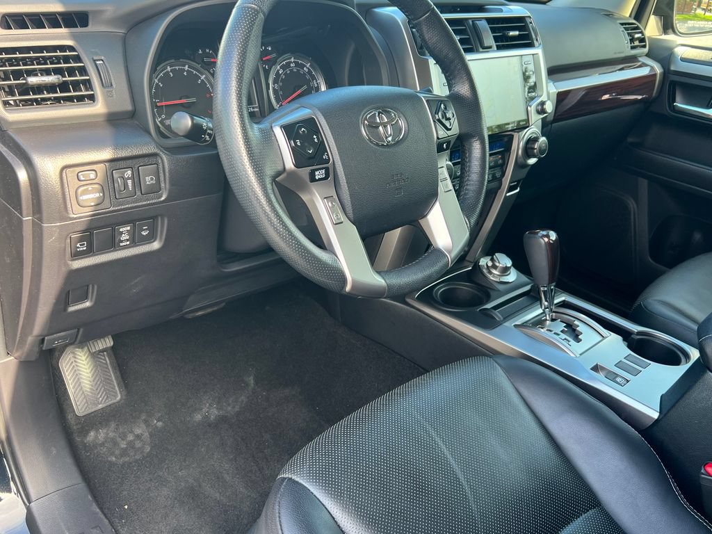 Used 2023 Toyota 4Runner Limited AWD/4WD image 22