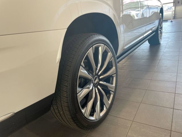 Certified 2025 Cadillac Escalade ESV Premium Luxury Platinum image 14