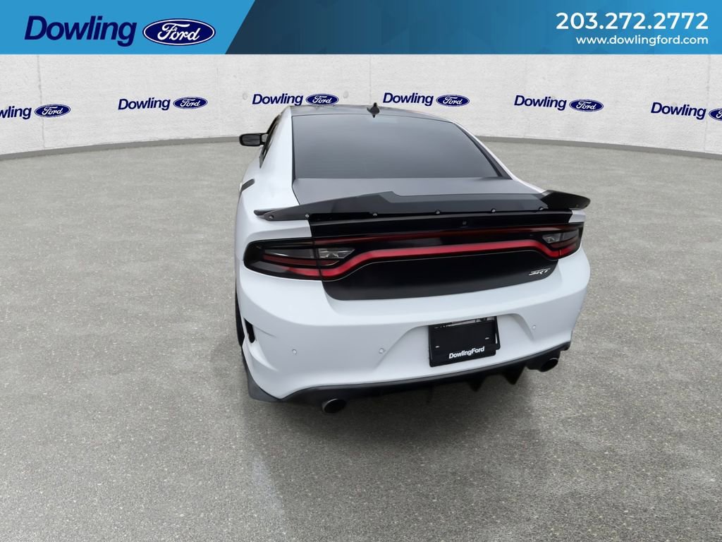 Used 2016 Dodge Charger SRT image 2