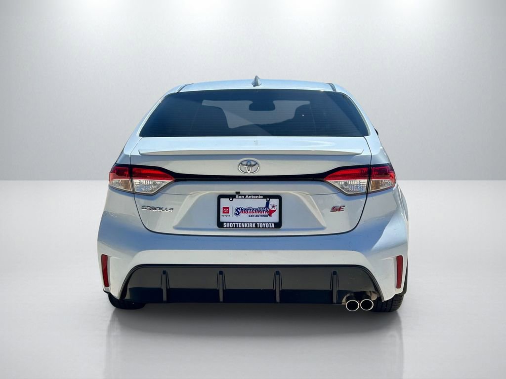 Used 2026 Toyota Corolla SE w/ SE Package FWD image 6