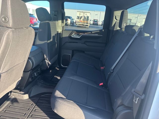 New 2026 GMC Sierra 1500 SLE image 17