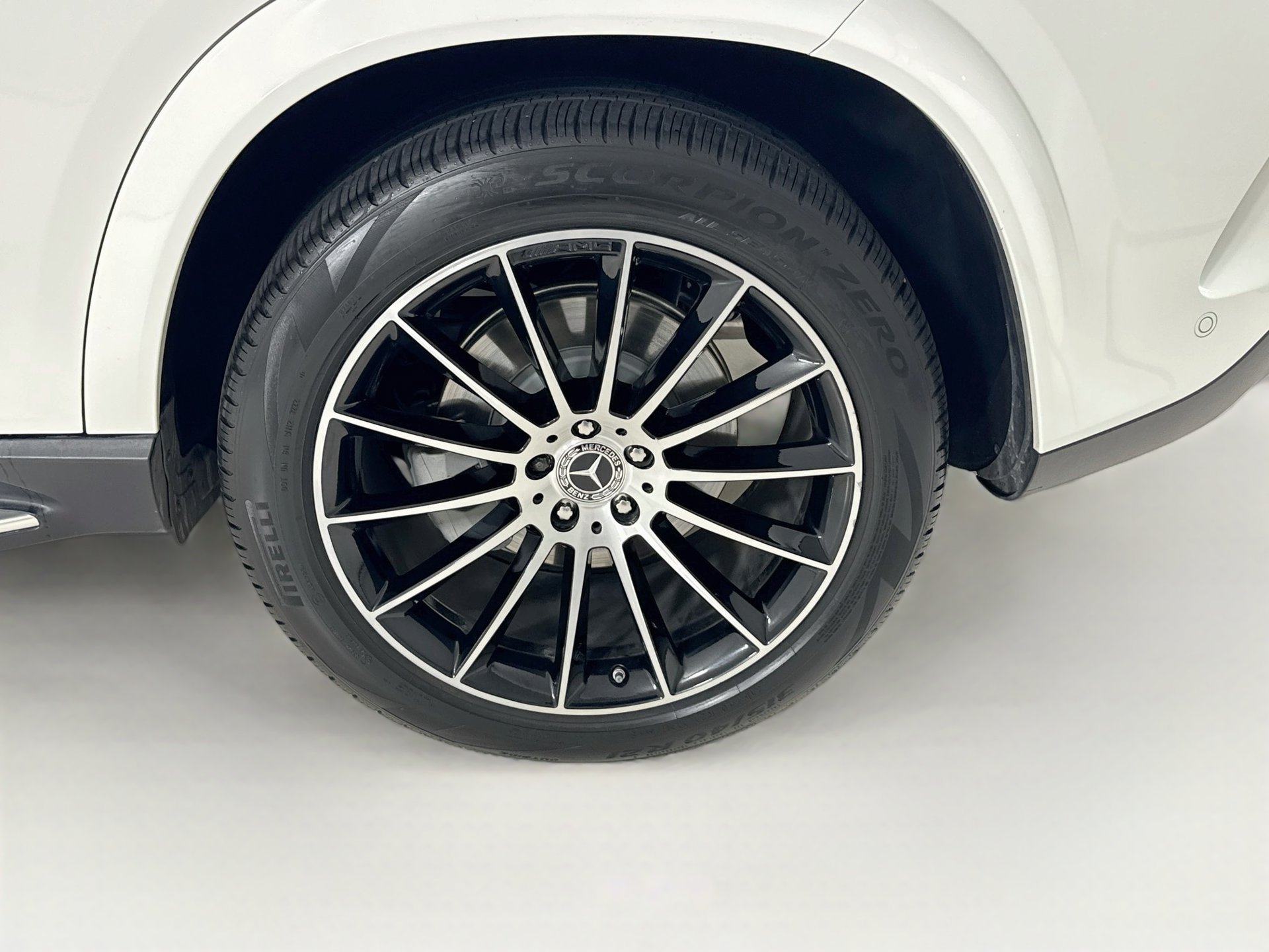 Used 2023 Mercedes-Benz GLE 450 4MATIC image 34