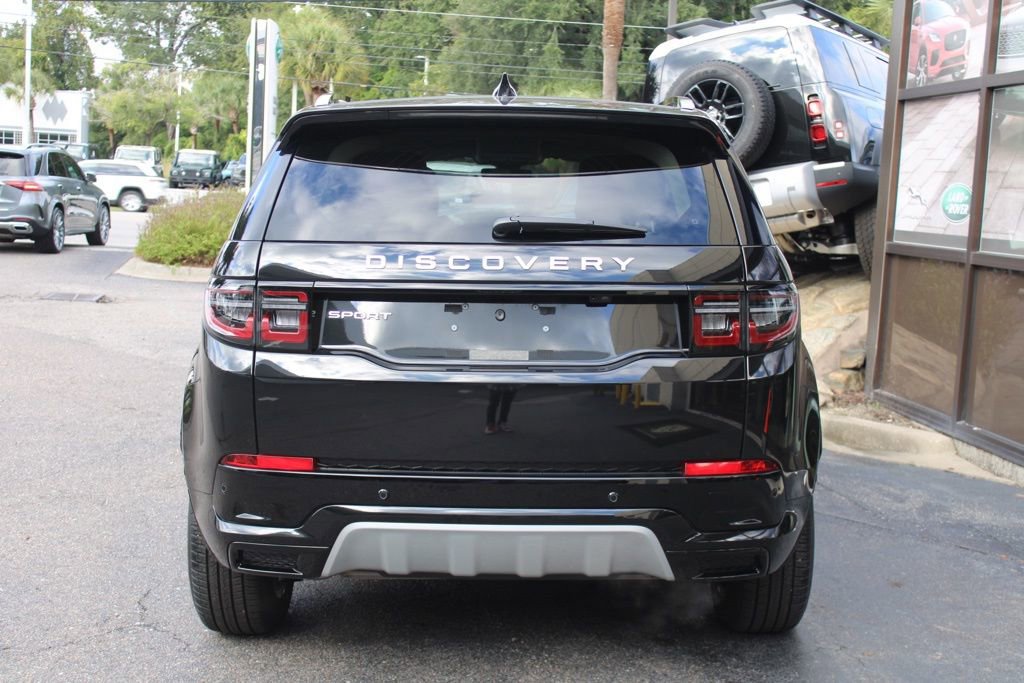 Certified 2025 Land Rover Discovery Sport S image 7